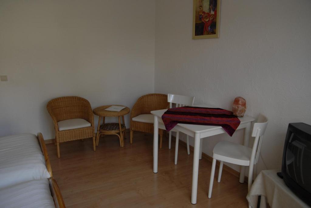 Hotel 'T Vlinderhofke 신트기어트루이드 객실 사진